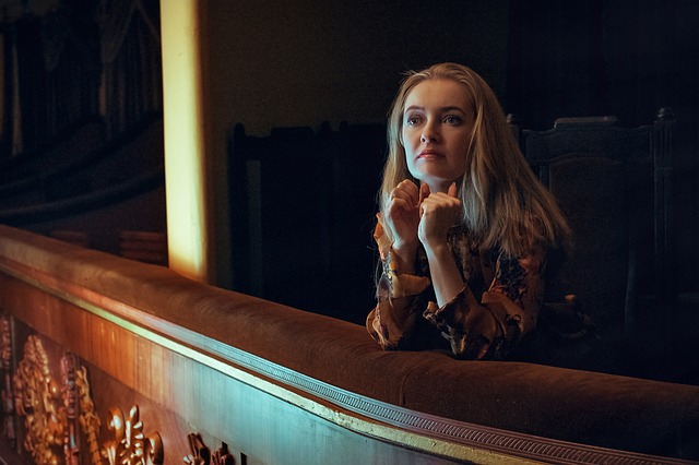 前のめりで観劇してしまう女子