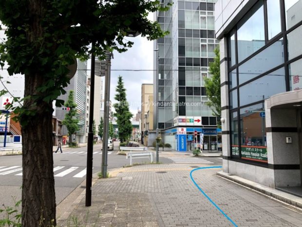 名古屋四季劇場前ローソン