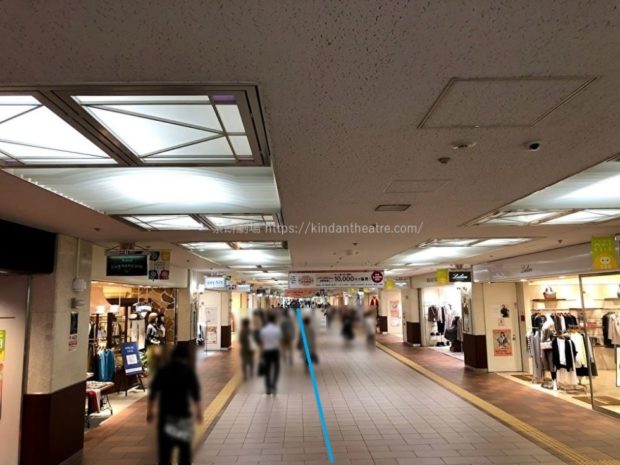 オーロラタウン内地下通路