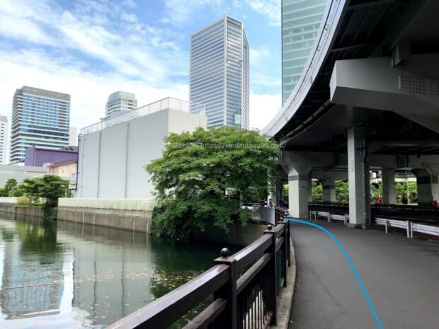 海岸通り　汐留川・自由劇場