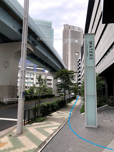 ウォーターズ竹芝前歩道
