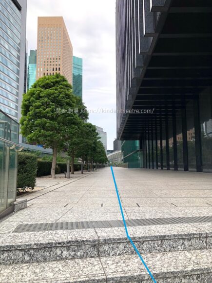 汐留住友ビル前通路