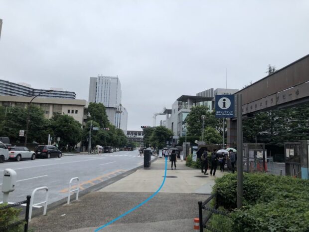 スタジアム通り　秩父宮ラグビー場付近