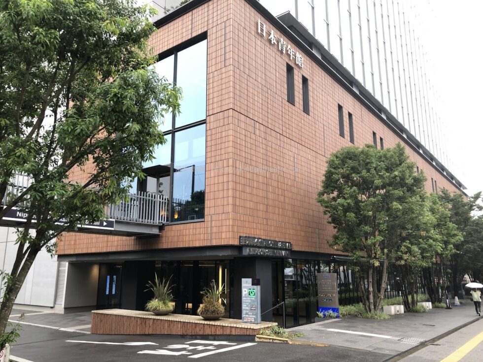 日本青年館ホール