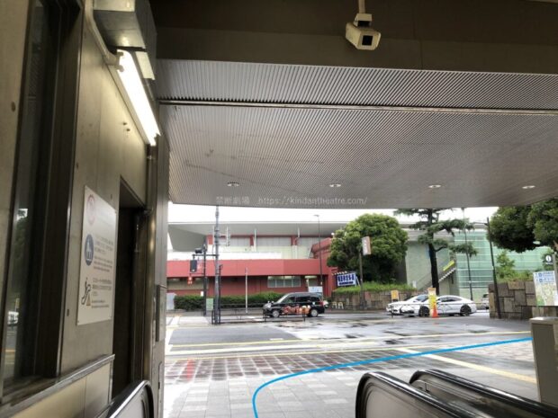 国立競技場駅　A2出口